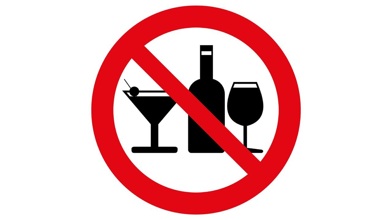 The consumption of alcoholic beverages is prohibited by the Dukan Diet